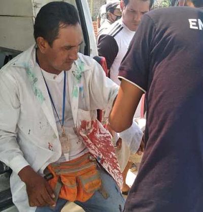 Vendedor de Somó interviene durante un asalto y resulta herido